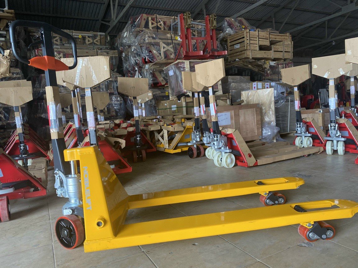 XE NÂNG TAY DELTA30 - 3000KG 
